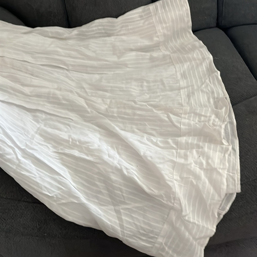 White sundress - Picture 5 of 7